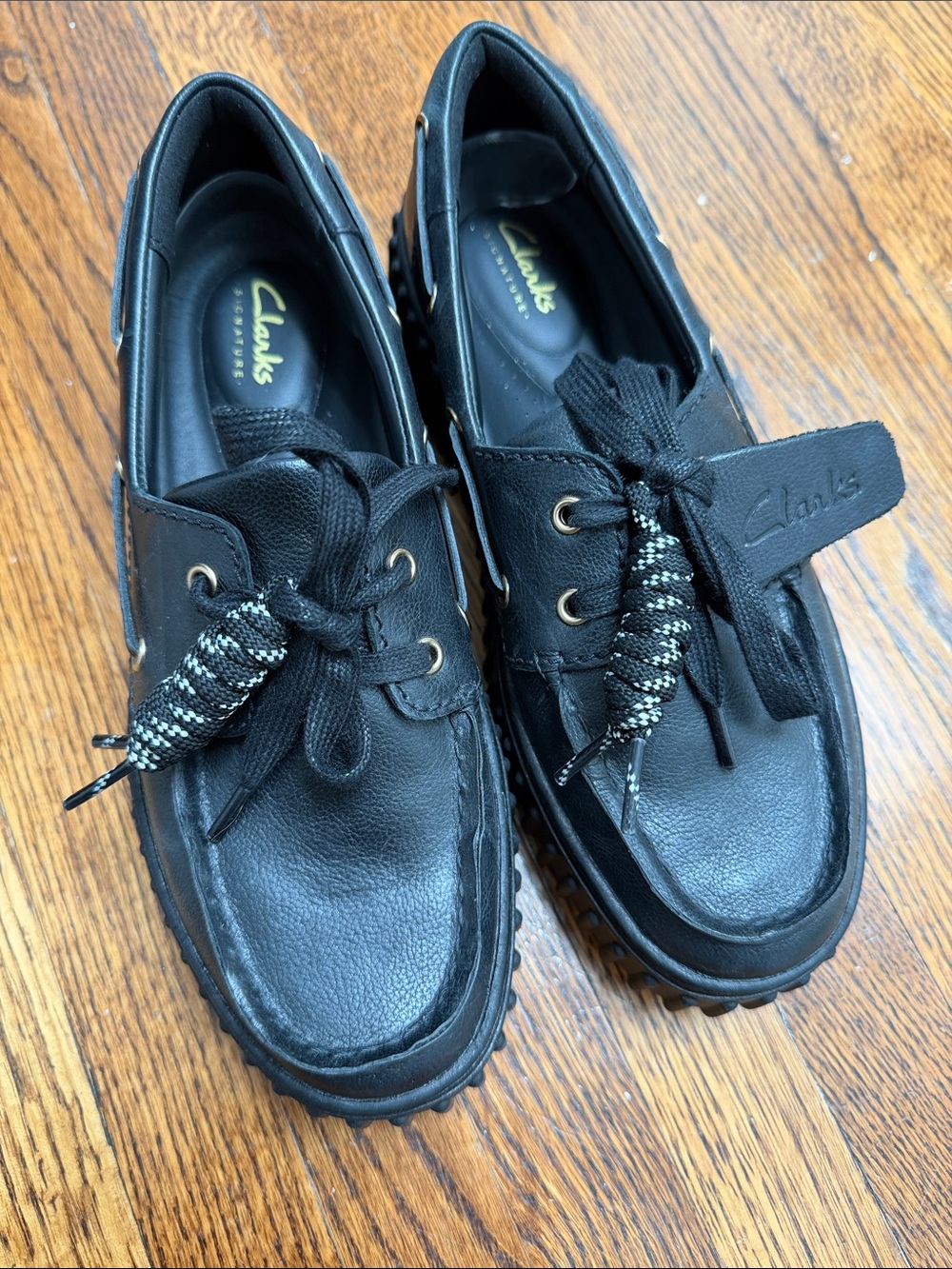 NWOT Clark’s loafers